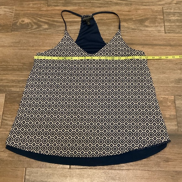 Banana Republic Women Tank Top Navy Blue and Cream Size XSmall-geometric pattern - Picture 6 of 8
